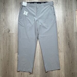 IZOD Golf Swingflex Straight Fit Pants Mens 38x30 Gray 4-Way Stretch New
